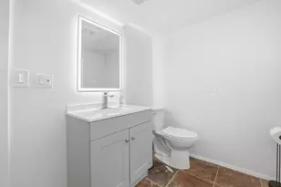 2401 Rohlwing Rd, Rolling Meadows, IL 60008 - Photo 27