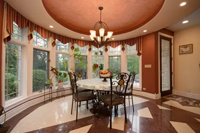 11226 Hiawatha Lane, Indian Head Park, IL 60525 - Photo 13