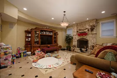 11226 Hiawatha Lane, Indian Head Park, IL 60525 - Photo 39