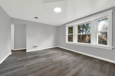 10730 S Avenue G, Chicago, IL 60617 - Photo 7