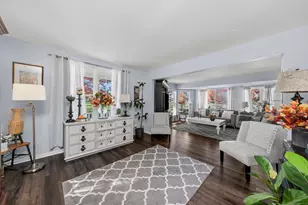 125 Presidential Blvd, Oswego, IL 60543 - Photo 9