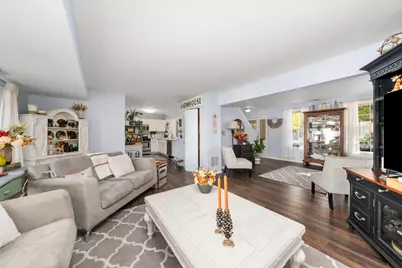 125 Presidential Boulevard, Oswego, IL 60543 - Photo 5