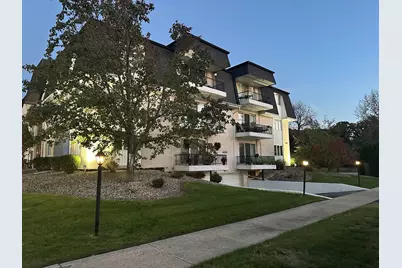 18559 Escanaba Avenue #305, Lansing, IL 60438 - Photo 1