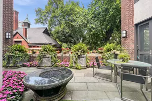 1524 N Astor St, Chicago, IL 60610 - Photo 13