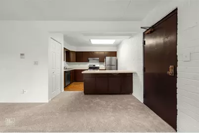 264 E Bailey Road #E, Naperville, IL 60565 - Photo 3