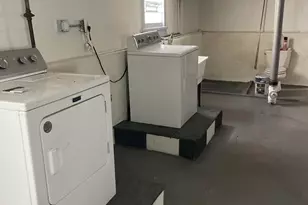 296 E 149th St, Harvey, IL 60426 - Photo 13