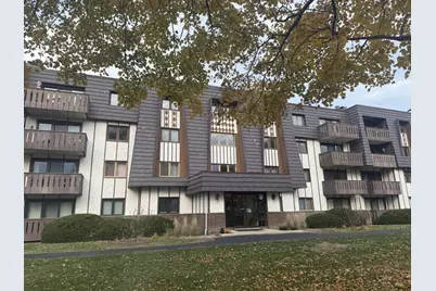 13000 W Heiden Circle #3105, Lake Bluff, IL 60044 - Photo 1