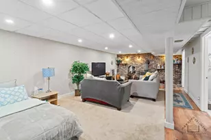 400 Crestview Rd, Fox River Grove, IL 60021 - Photo 15