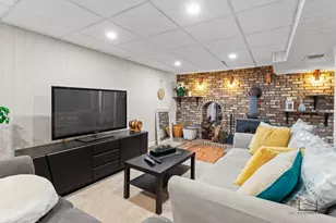 400 Crestview Rd, Fox River Grove, IL 60021 - Photo 19