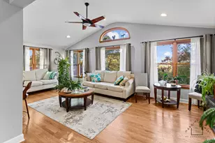 400 Crestview Rd, Fox River Grove, IL 60021 - Photo 3