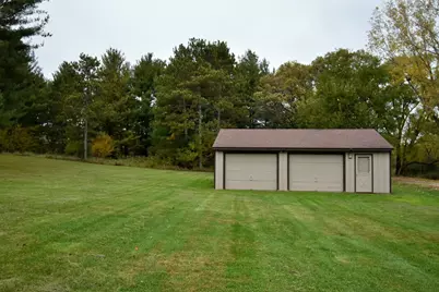 8108 Howe Road, Wonder Lake, IL 60097 - Photo 3