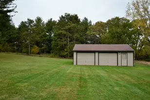 8108 Howe Rd, Wonder Lake, IL 60097 - Photo 3