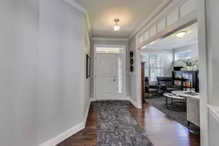 557 N Myrtle Ave, Elmhurst, IL 60126 - Photo 3