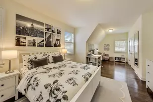 557 N Myrtle Ave, Elmhurst, IL 60126 - Photo 23