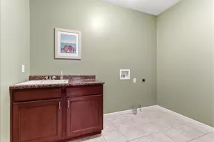 5101 Londonderry Rd, Bloomington, IL 61704 - Photo 27