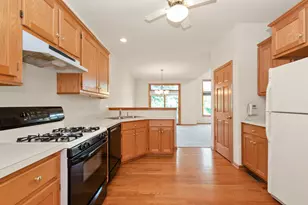 10848 Canterbury Dr, Mokena, IL 60448 - Photo 7