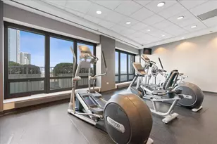 130 N Garland Ct, Chicago, IL 60602 - Photo 43