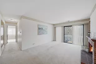 1220 Plum Tree Ct, Schaumburg, IL 60193 - Photo 5