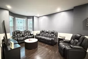 2911 Henley Ln, Naperville, IL 60540 - Photo 3