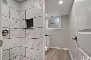 38132 N Manor Ave, Beach Park, IL 60087 - Photo 21