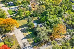 2306 S Central Ave, Rockford, IL 61102 - Photo 43