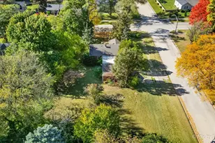 2306 S Central Ave, Rockford, IL 61102 - Photo 39