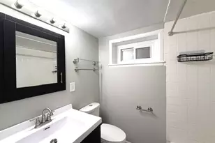 3126 W Jarlath St, Chicago, IL 60645 - Photo 15