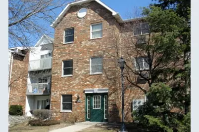 4314 W Shamrock Lane #3D, McHenry, IL 60050 - Photo 1