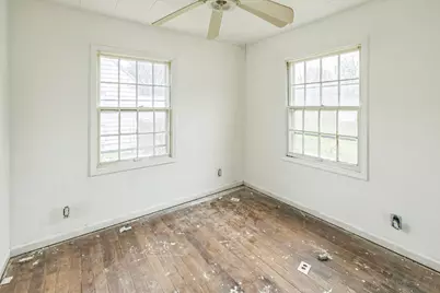 216 W Garfield Avenue, Decatur, IL 62526 - Photo 11