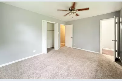 930 Coach Road, Homewood, IL 60430 - Photo 11