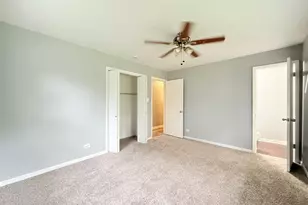 930 Coach Rd, Homewood, IL 60430 - Photo 11