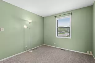 5775 Madrid Ct, Hanover Park, IL 60133 - Photo 3