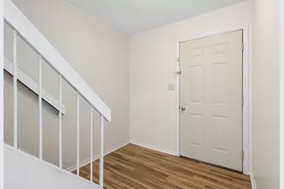 5775 Madrid Court #B, Hanover Park, IL 60133 - Photo 7