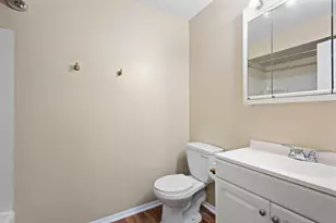5775 Madrid Ct, Hanover Park, IL 60133 - Photo 5