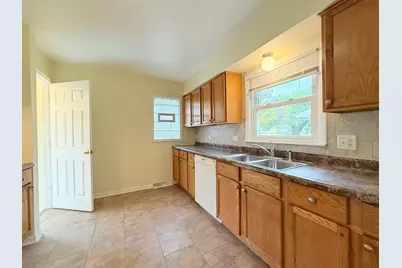 17511 Maple Avenue, Lansing, IL 60438 - Photo 13