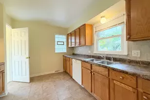 17511 Maple Ave, Lansing, IL 60438 - Photo 13