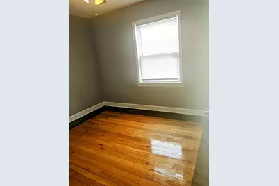 7630 S Jeffery Boulevard #1, Chicago, IL 60649 - Photo 3