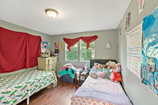 8122 S Kingston Ave, Chicago, IL 60617 - Photo 7