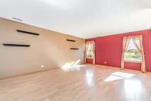 16043 Tiger Dr, Lockport, IL 60441 - Photo 9