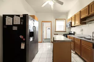 4411 S Prairie Ave, Chicago, IL 60653 - Photo 3