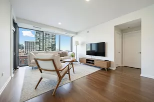 240 E Illinois St, Chicago, IL 60611 - Photo 3