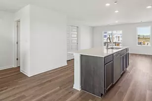 6520 Linden Trl, Wonder Lake, IL 60097 - Photo 5