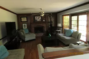 1099 W Jefferson Ave, Naperville, IL 60540 - Photo 13