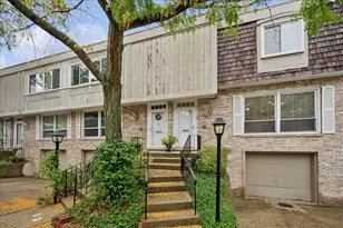 1918 Wilmette Ave, Wilmette, IL 60091 - Photo 1