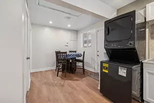 9556 S Bennett Ave, Chicago, IL 60617 - Photo 7