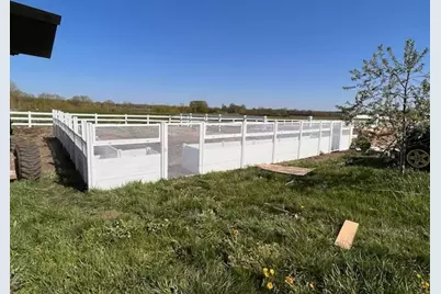 1801 Lee Center Road, Amboy, IL 61310 - Photo 45