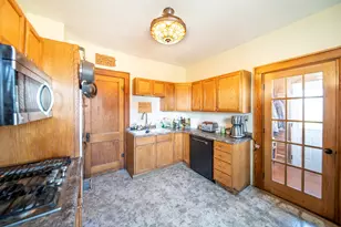 1801 Lee Center Rd, Amboy, IL 61310 - Photo 5