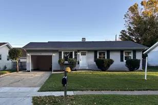 2123 Fairland Dr, Sycamore, IL 60178 - Photo 25