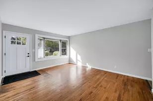 2123 Fairland Dr, Sycamore, IL 60178 - Photo 3