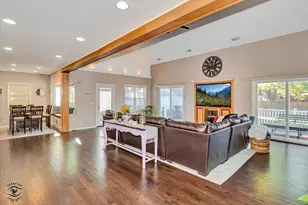 918 S Fairfield Ave, Lombard, IL 60148 - Photo 11